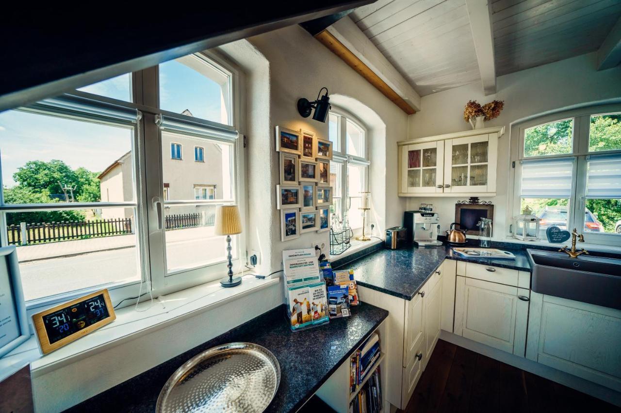 Alte Schmiede Mit Sauna, Pool Und Whirpool Im Aussenbereich Schoenstes Ferienhaus Der Lausitz Elsterheide Zewnętrze zdjęcie