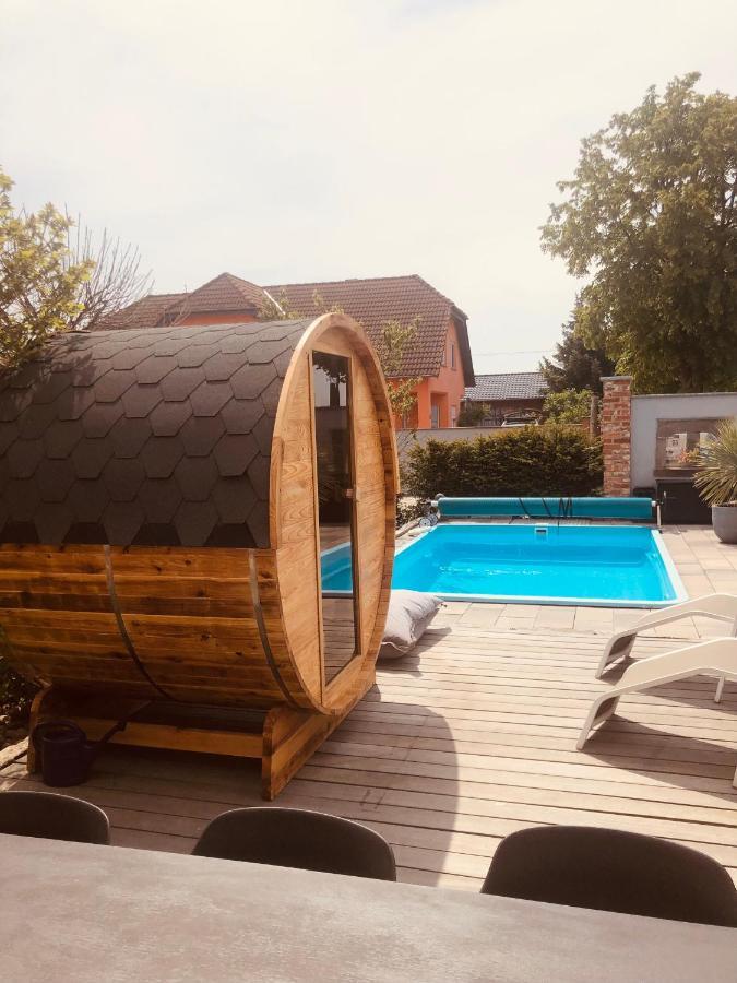 Alte Schmiede Mit Sauna, Pool Und Whirpool Im Aussenbereich Schoenstes Ferienhaus Der Lausitz Elsterheide Zewnętrze zdjęcie